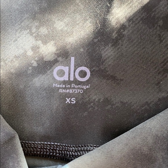 High-Waist Solarized Tie-Dye Set - Picture 4 of 7